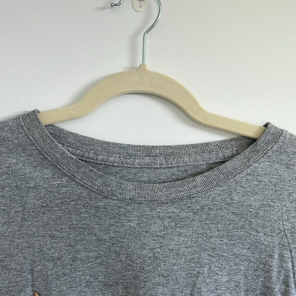 Vintage Minnesota Golden Gophers NCAA Hockey Tee T-Shirt - Picture 3 of 4